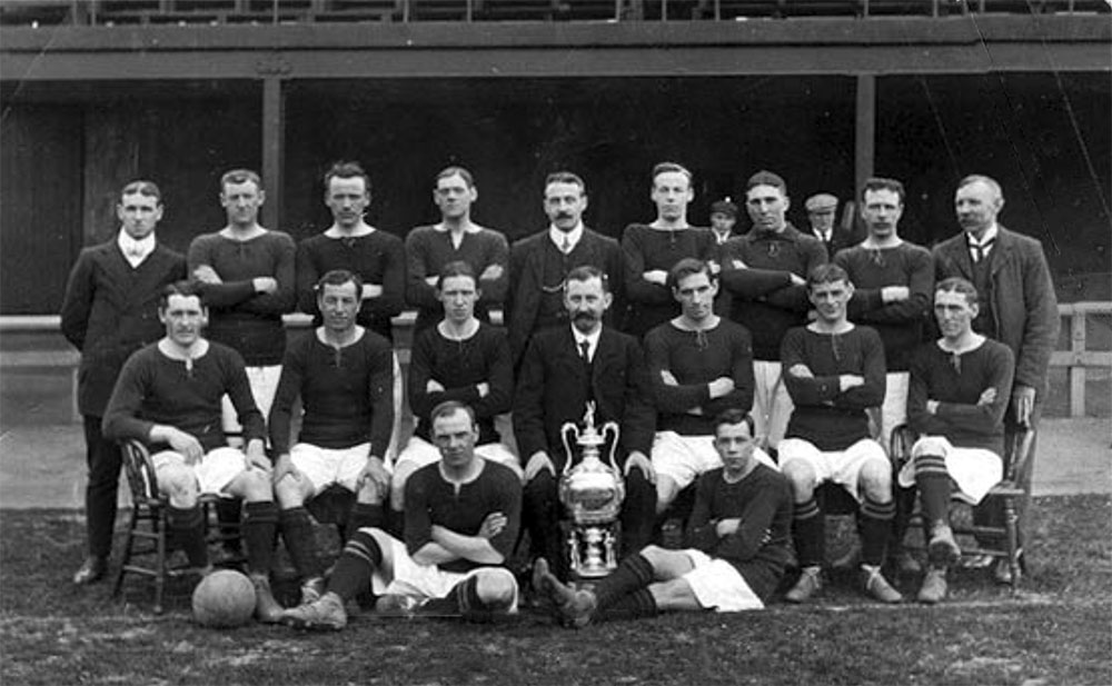 Third Lanark AC, 1904, with the Glasgow Cup Third Lanark AC, 1904, with the Glasgow Cup